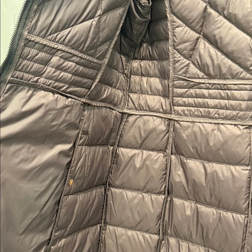 Bernardo Black Puffer Coat size small - Picture 12 of 17